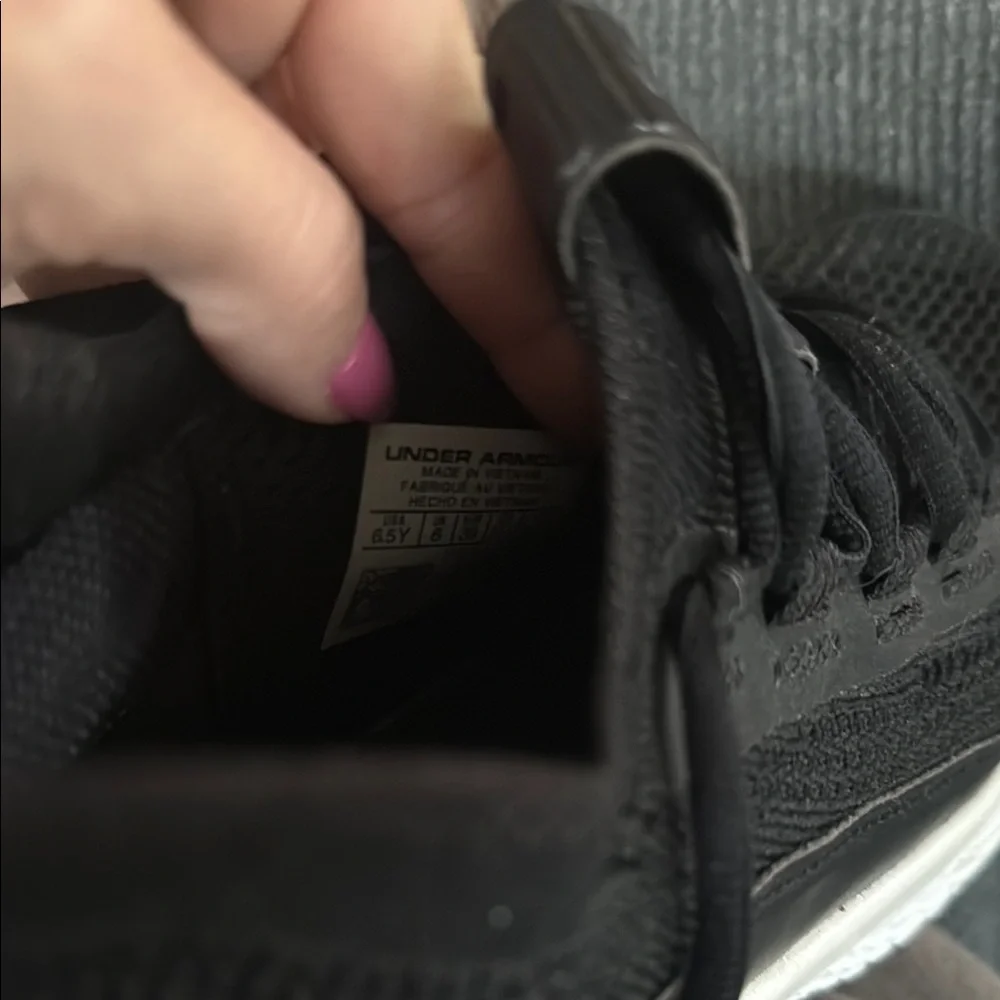 Steph curry basketball shoes - Picture 5 of 6